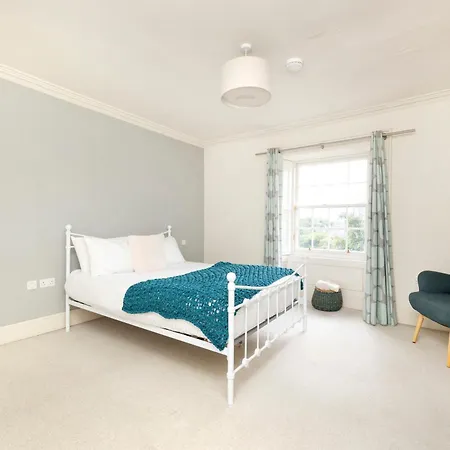 Joivy Exclusive House With Free Parking