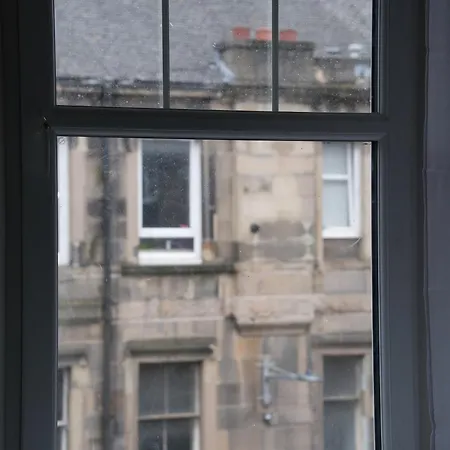 Stylish Fringe Flat Near Leith Walk Fast Wi-fi & Self Check-in * Εδιμβούργο