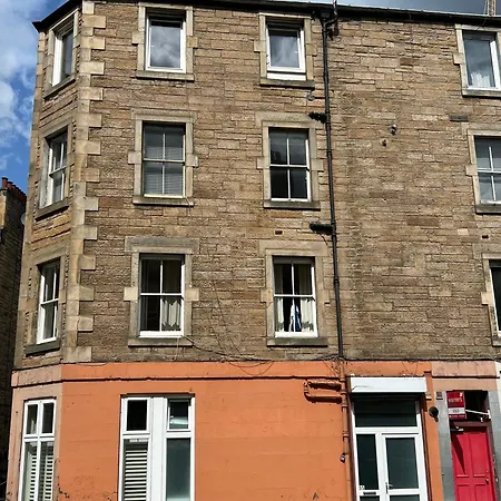 Luxury Modern L L Pet Friendly