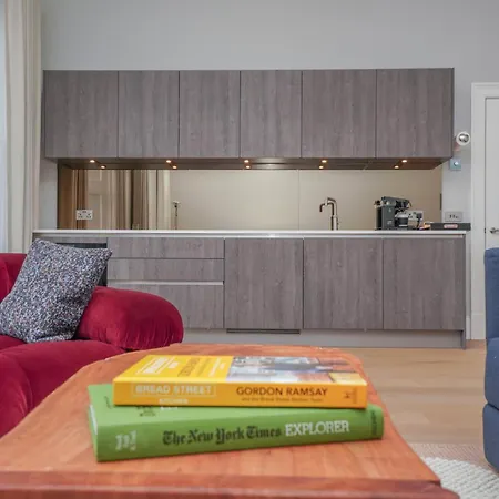 Flat With Majestic Views In West End Wonderland * إدنبرة