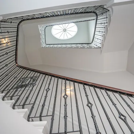 Georgian Gem In The New Town Διαμέρισμα *