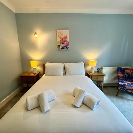 Luxury Cramond - Sleeps 10 Lägenhet Edinburg