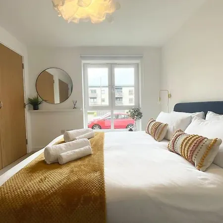 Appartamento Modern Flat In With Free Parking Edimburgo