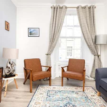 Argyl - Charming 2 Bedroom On Thistle Street 아파트