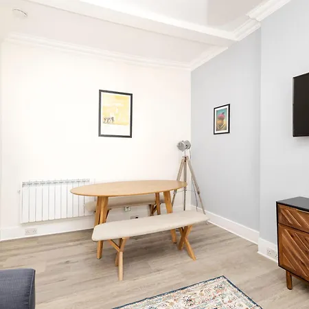 Argyl - Charming 2 Bedroom On Thistle Street Daire