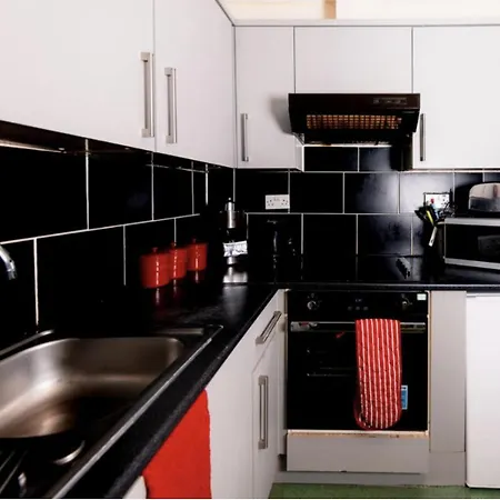 Apartamento Warm & Welcoming Apartment, City Center - Meadows 4