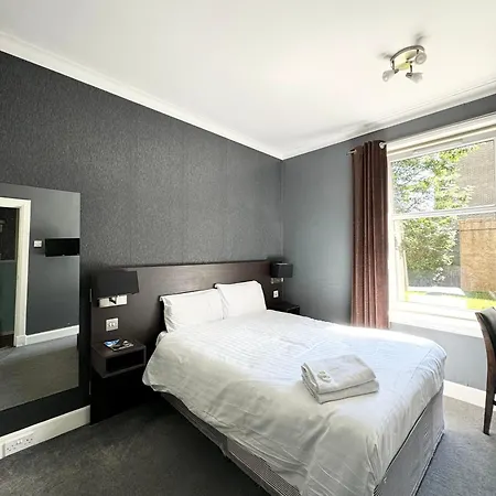 Murrayfield Park Edinburgh