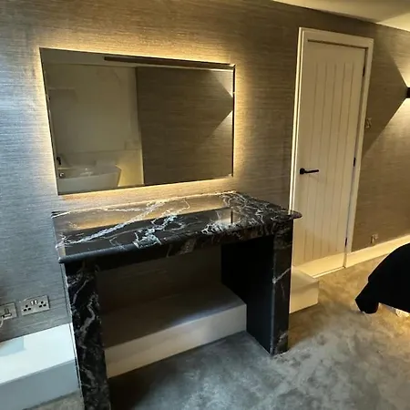 1bed Retreat With Bath *