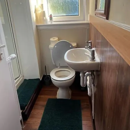 One Bedroom In Gorgie With New Heating System * Edynburg