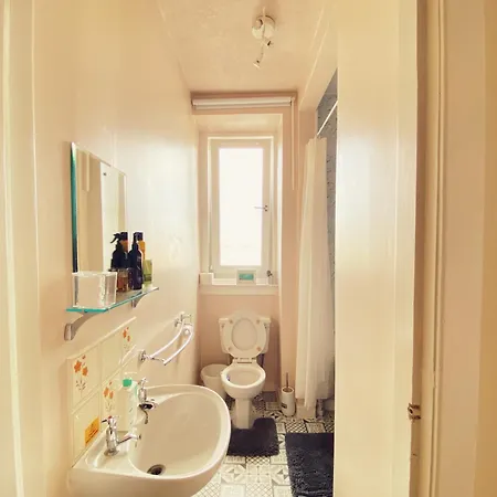 Meadowbank 1-bedroom Flat 에든버러