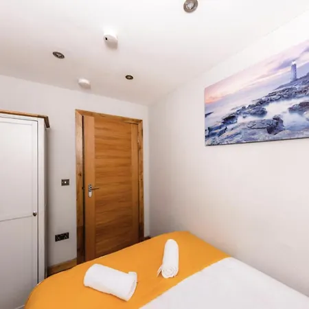 Daire Superb Luxury By Canal - Central Edinburgh