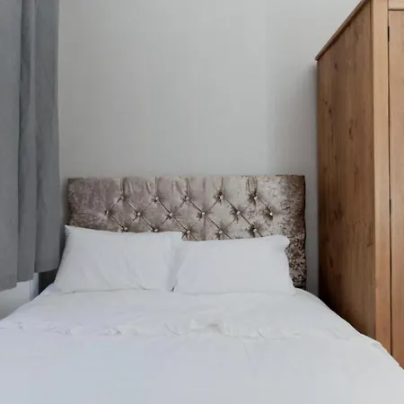 Apartment Bright And Homely Near Holyrood - City Centre Edinburgh