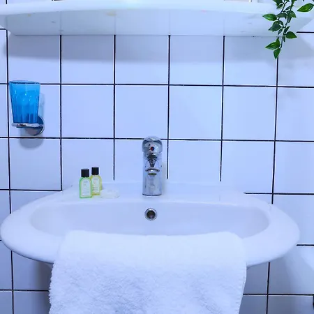 Apartment Royal Mile Escape - Five Bedrooms Edinburgh