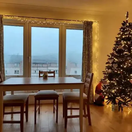 Arthur's Seat Nest Apartment *