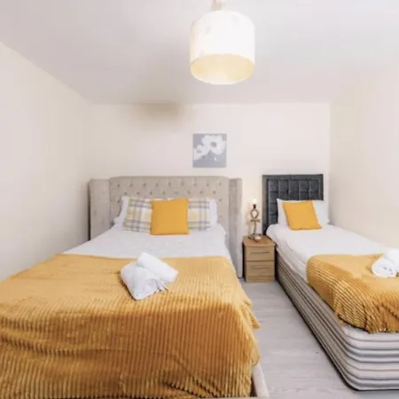 Daire Warm & Welcoming By The Meadows! City Center 7 *