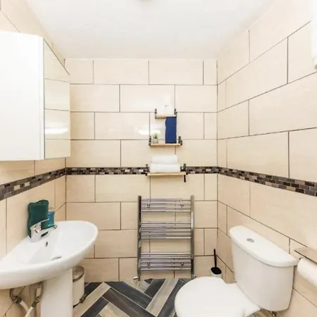 Appartement Warm & Welcoming Close To Meadows! City Centre 10