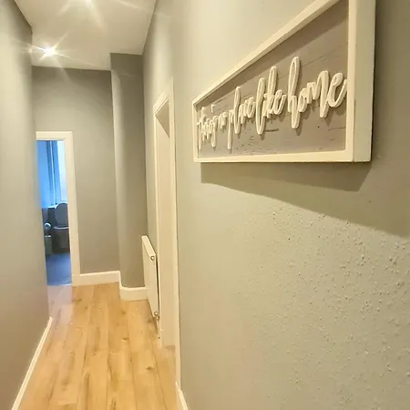 Casa de Férias Modern 3 Bed With Free Parking