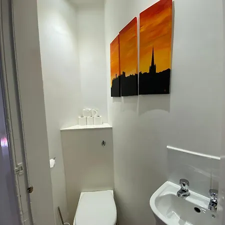 Cute 1 Bedroom Retreat In Beautiful Stockbridge Appartamento Edimburgo