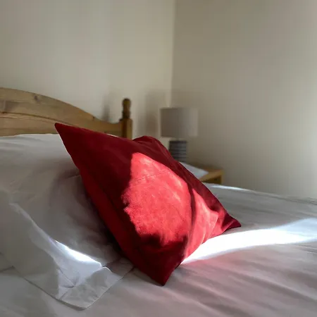 Cute 1 Bedroom Retreat In Beautiful Stockbridge