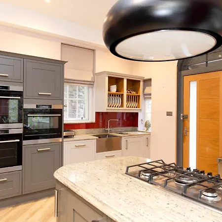 Apartament Argyl - 4 Bed On York Place, New Town Edynburg