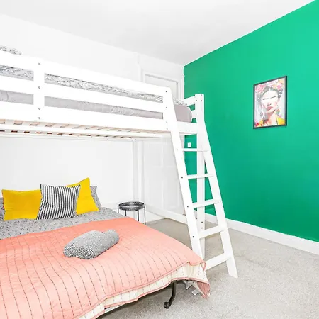 3bed Traditional Apartment