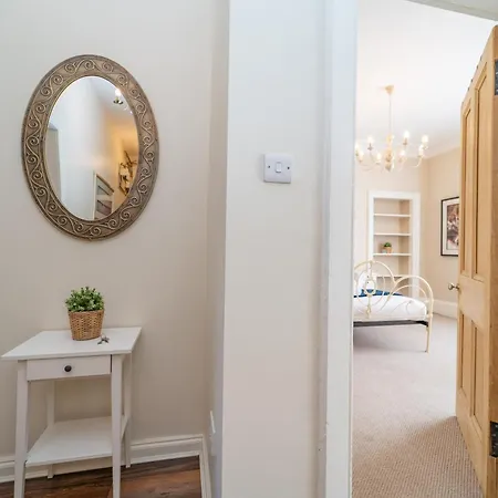 Queensferry To Leith * エディンバラ