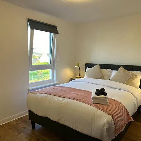 Cozy 2 Bedrooms With Private Parking Space And Garden Appartement Edinburgh
