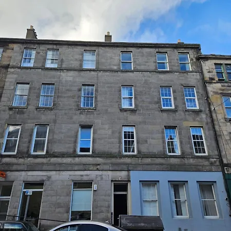 No15 Castle View Homestay