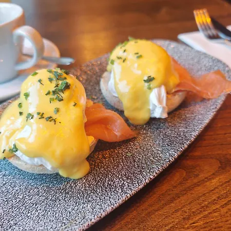 فريدريك هاوس 4*