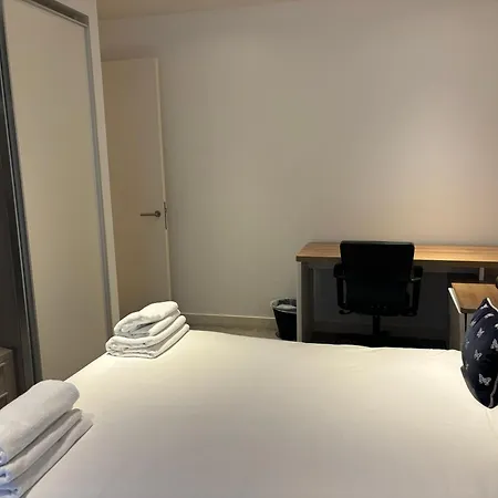 Executive Quartermile Near To Castle University With Park View *