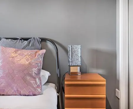 Pass The Keys Cosy Flat *