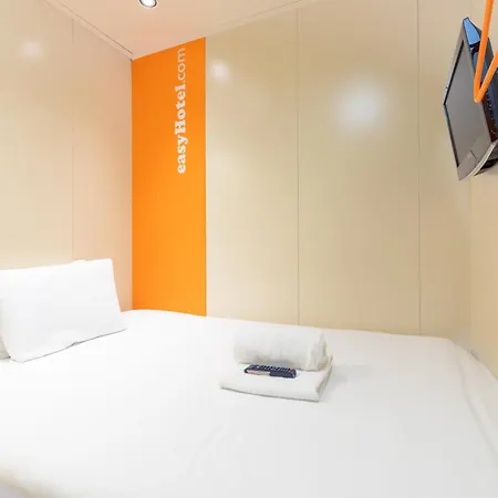 Easyhotel Hotel