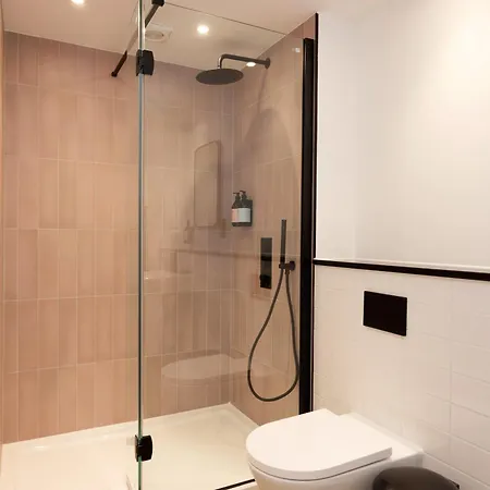 Argyl - Abbey Gate Near Holyrood