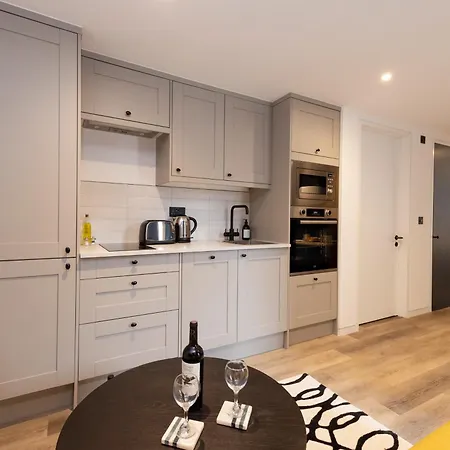 Argyl - Abbey Gate Near Holyrood Daire *