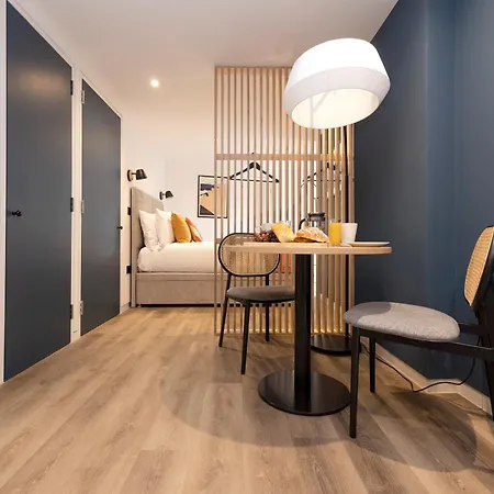 Argyl - Abbey Gate Near Holyrood Daire