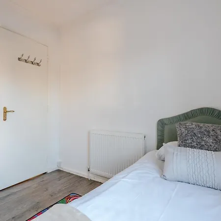 Fab Centre Flat *