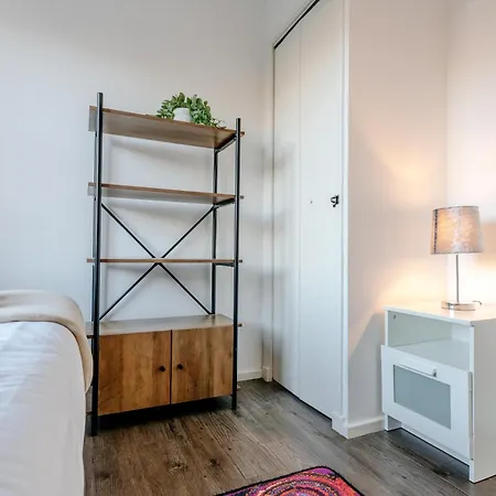 Fab Centre Flat *