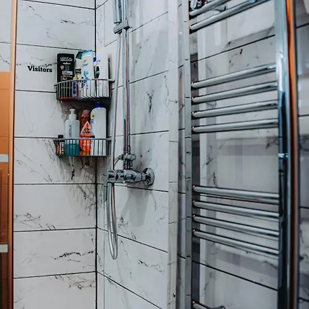 Pansiyon Large Bedroom, Close To Airport And Centre Edinburgh