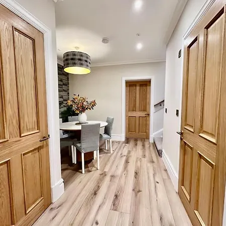 公寓 Spectacular 2 Bed, 2 Bath In Centre