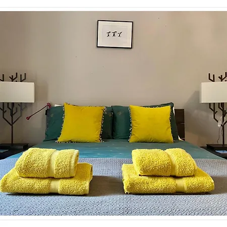 Beautifully Decorated 2bed Apt- Gem In Center شقة *