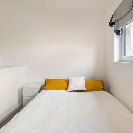 Superb Townhouse Silent *