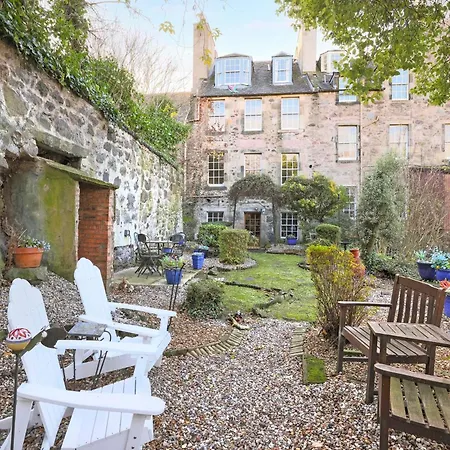 Apartamento Joivy Beautiful Apartment, Private Garden, Calton Hill