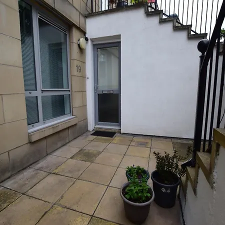 3 Bed In City Centre E1986 Semesterbostad