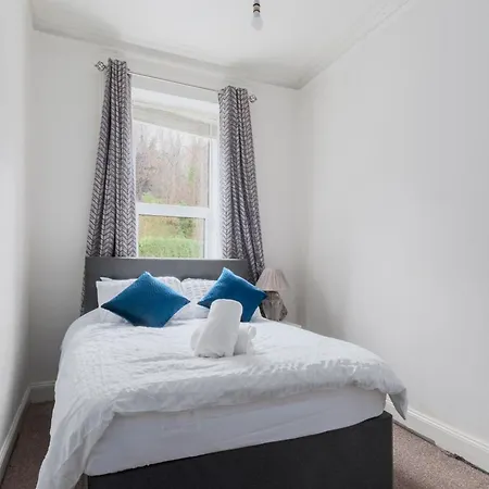 公寓 3 Bedrooms Bungalow, Sleeps 6, Free Parking With Garden *