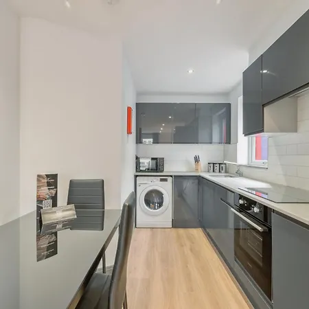 Holyrood Aparthotel Edinburgh