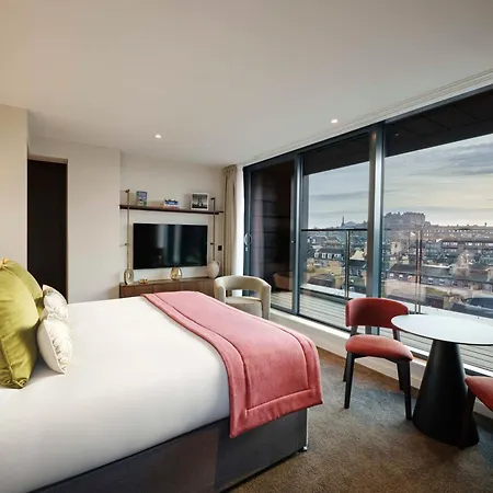 Hotel The Resident