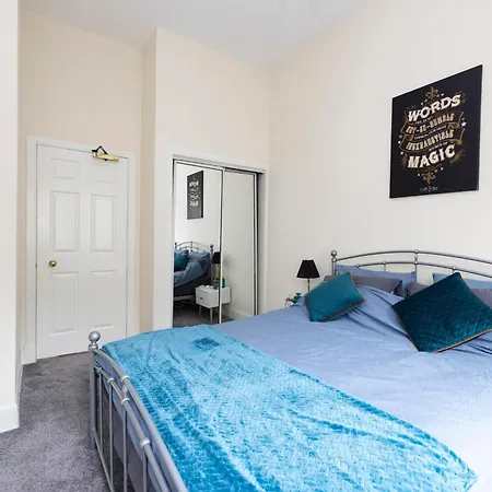 Stylish 2-bedroom Old Town Next To Royal Mile * Εδιμβούργο