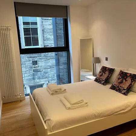 Stunning Park View Quartermile Close Proximity To Castle * Edynburg