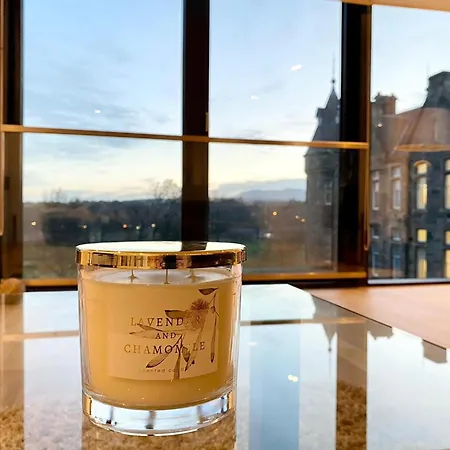 Stunning Park View Quartermile Close Proximity To Castle 아파트 에든버러