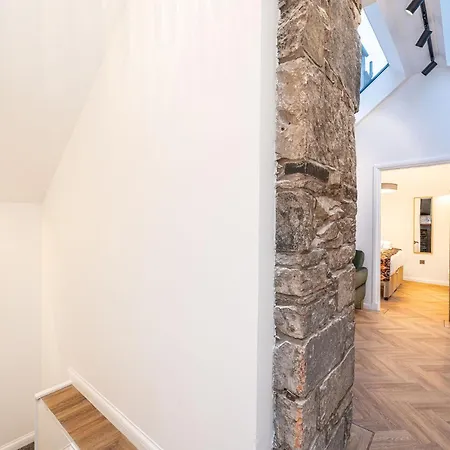 The Coach House Edynburg